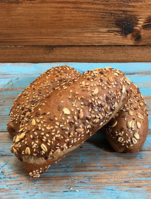 Afbeelding van Waldcorn puntje hard bruin tarwe krokant meergranenbol met zaden, zonnebloempitten en soja