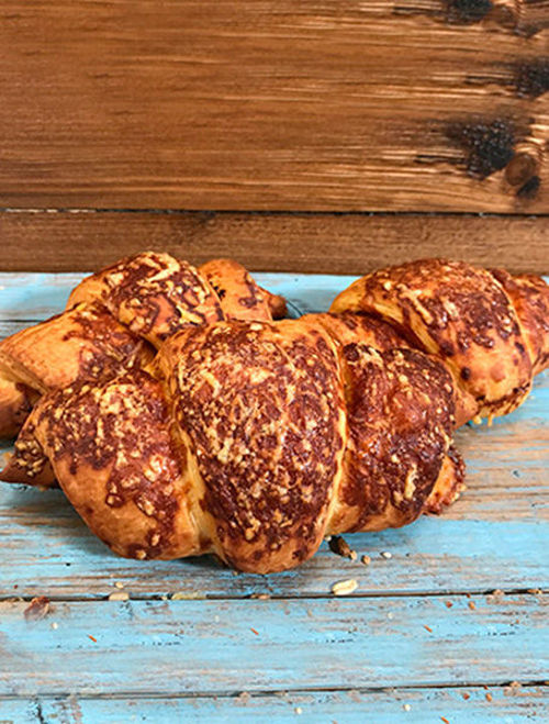 Afbeelding van Ham-kaas croissant 3 + 1 Gratis - WEEKEND AANBIEDING